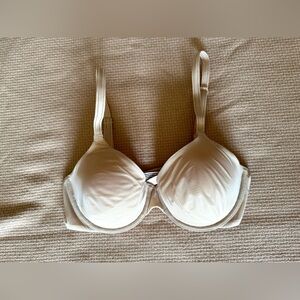 Victorias Secret Angel Light full coverage thinly lined bra sz 32 D